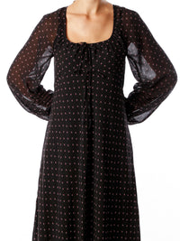 Grathered Detail Kleid