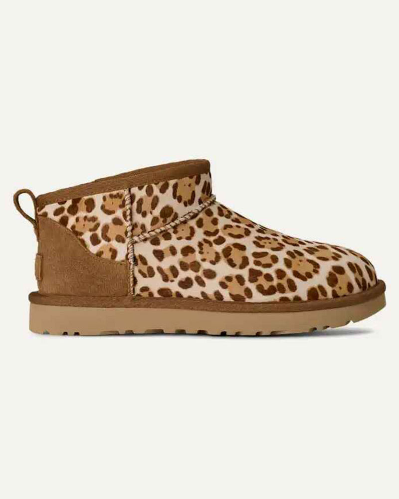 Classic Ultra Mini Plains Boot