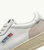 SNEAKERS MEDALIST LOW AUS WEIßEM LEDER UND BEIGEM WILDLEDER