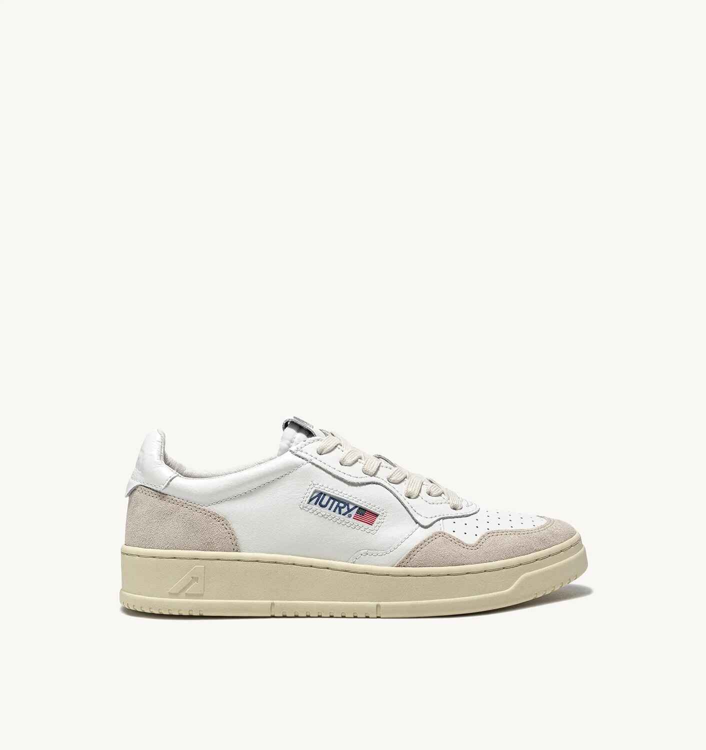 SNEAKERS MEDALIST LOW AUS WEIßEM LEDER UND BEIGEM WILDLEDER