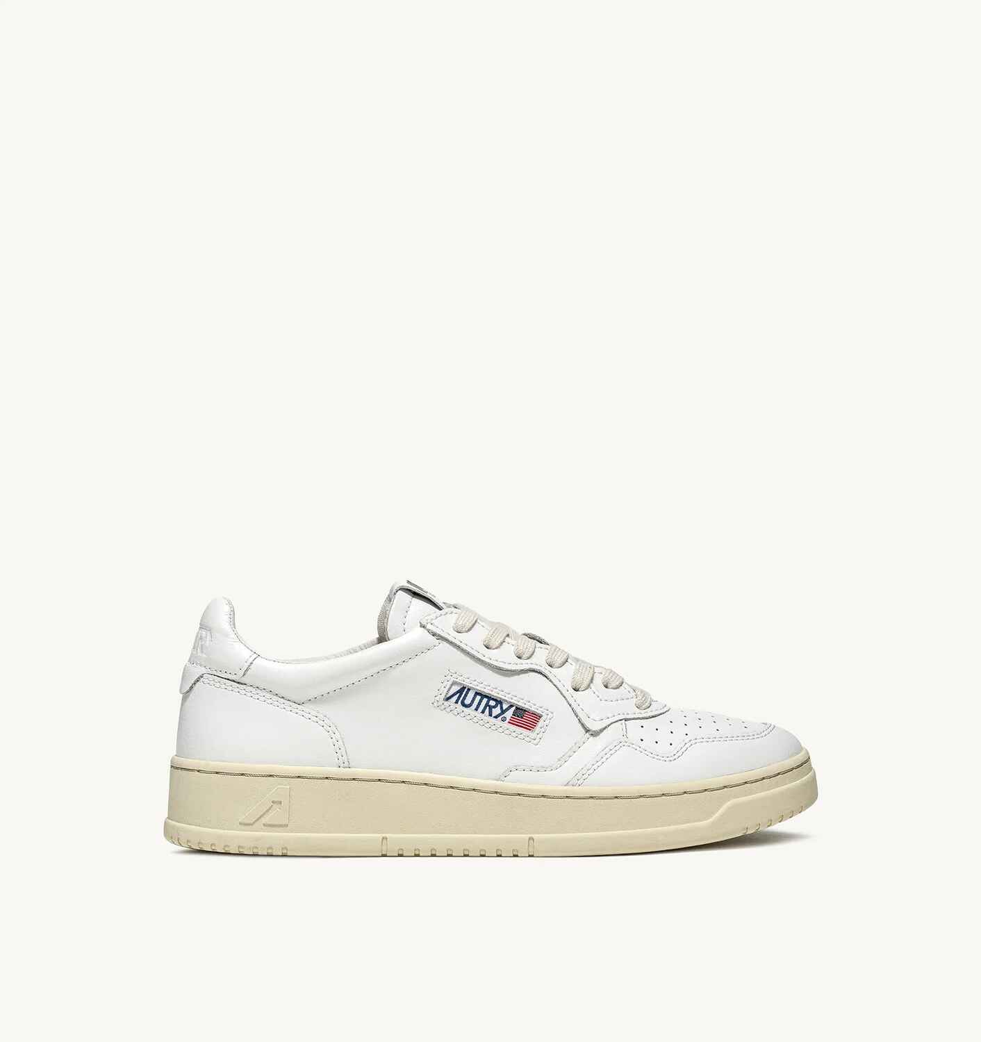 SNEAKERS MEDALIST LOW AUS WEISSEM LEDER