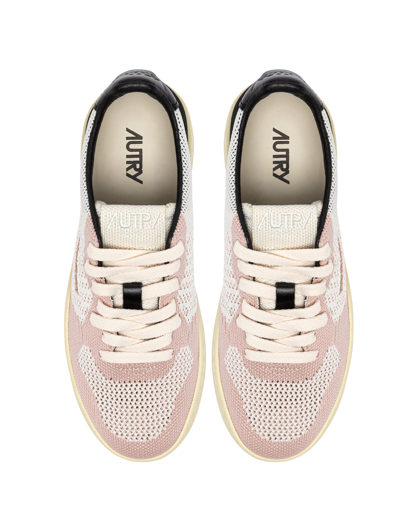 SNEAKERS MEDALIST EASEKNIT LOW AUS STRICK IN ELFENBEIN, SCHWARZ UND POWDER