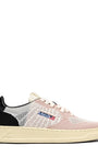 SNEAKERS MEDALIST EASEKNIT LOW AUS STRICK IN ELFENBEIN, SCHWARZ UND POWDER