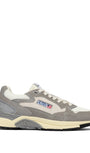 SNEAKERS HYPERWAY AUS MESH UND WILDLEDER IN WEISS UND PLUMBLEO