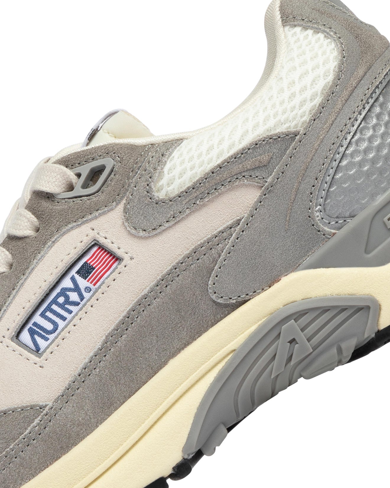 SNEAKERS HYPERWAY AUS MESH UND WILDLEDER IN WEISS UND PLUMBLEO