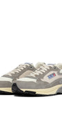 SNEAKERS HYPERWAY AUS MESH UND WILDLEDER IN WEISS UND PLUMBLEO