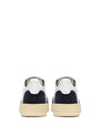 SNEAKERS MEDALIST LOW AUS LEDER IN WEISS UND WILDLEDER IN OCEANO