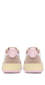 SNEAKERS MEDALIST LOW AUS WILDLEDER UND LEDER