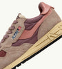 SNEAKERS REELWIND LOW AUS NYLON WILDLEDER UND LEDER IN ROUNGE UND CORDOVAN