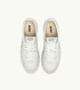 SNEAKERS MEDALIST LOW AUS WILDLEDER UND LEDER IN WEISS