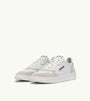 SNEAKERS MEDALIST LOW AUS WILDLEDER UND LEDER IN WEISS