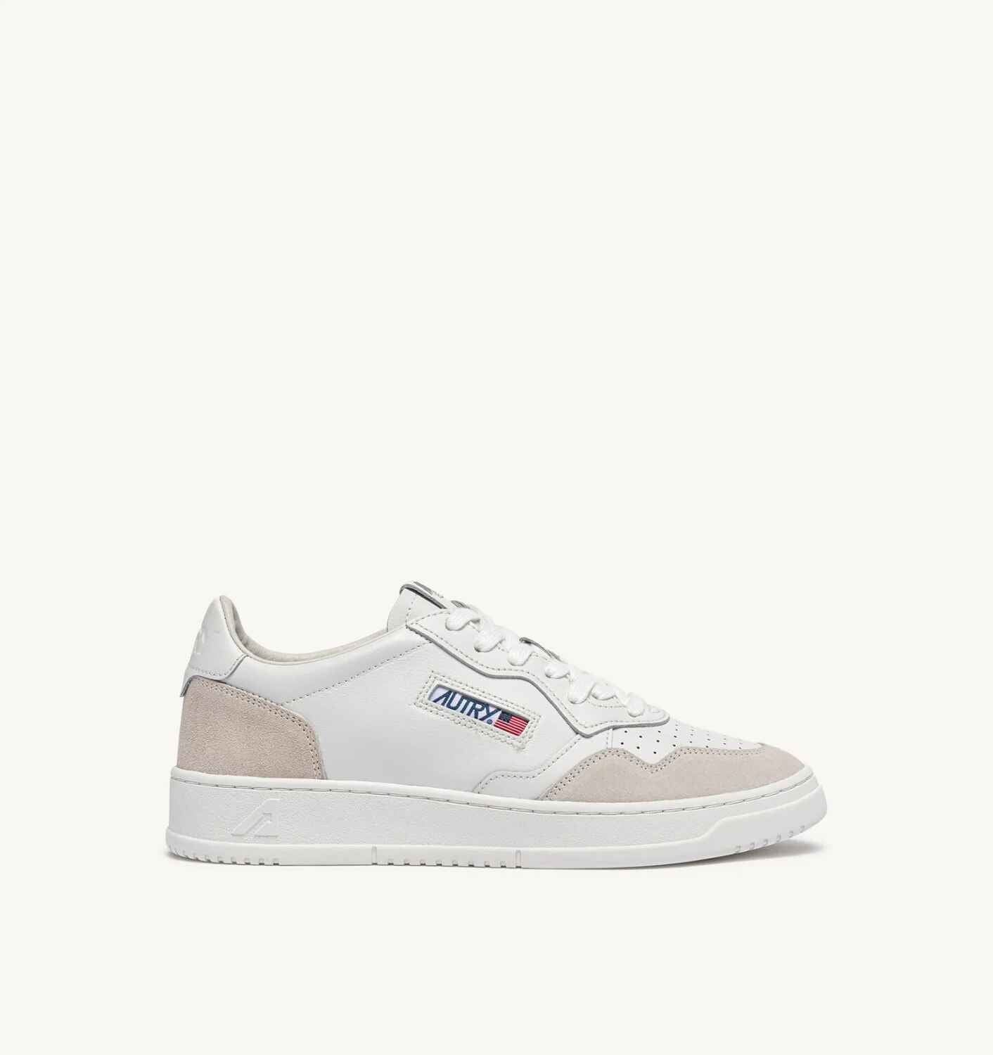SNEAKERS MEDALIST LOW AUS WILDLEDER UND LEDER IN WEISS