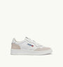 SNEAKERS MEDALIST LOW AUS WILDLEDER UND LEDER IN WEISS