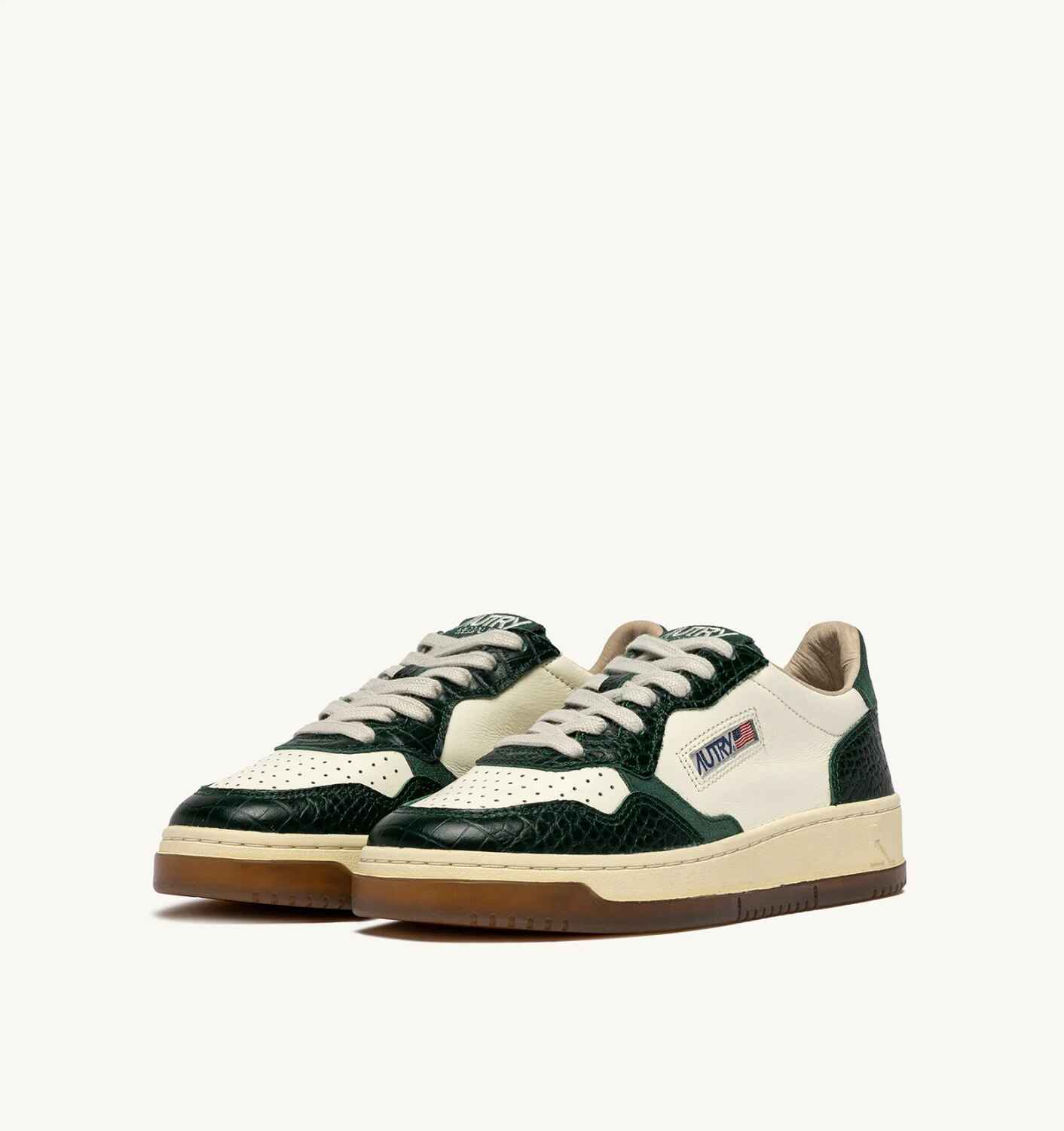 SNEAKERS MEDALIST LOW AUS LEDER IN MARSHMALLOW UND GRÜN