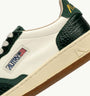 SNEAKERS MEDALIST LOW AUS LEDER IN MARSHMALLOW UND GRÜN