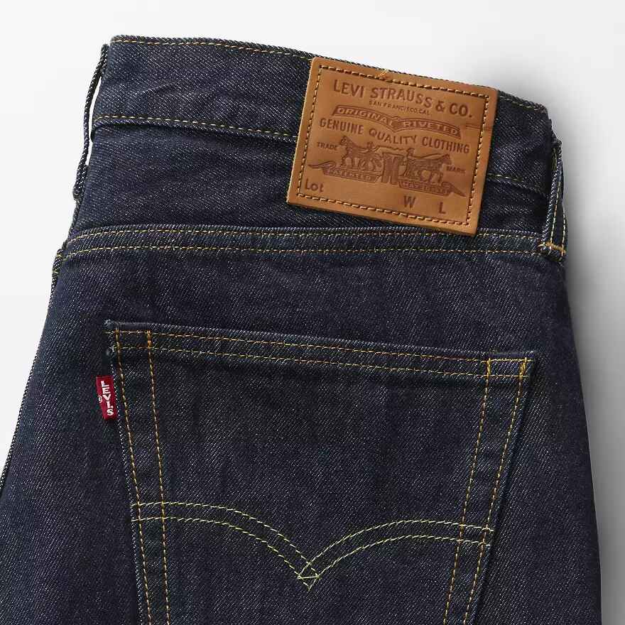 568™ Loose Straight Jeans