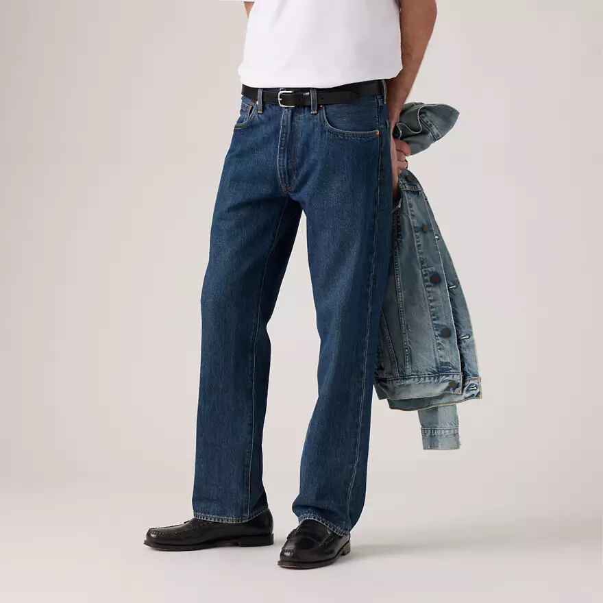 555™ Relaxed Straight Jeans
