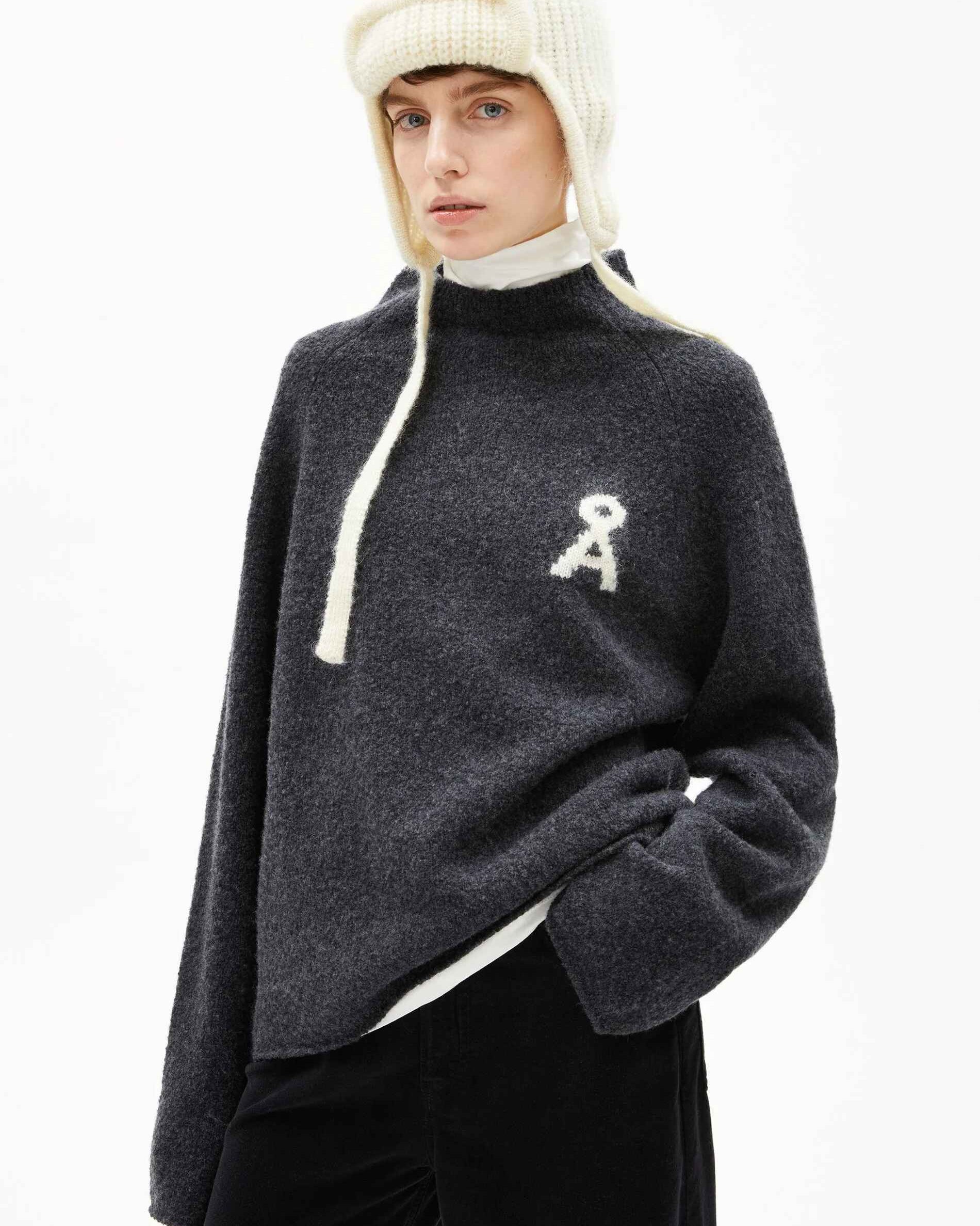 ICONIC Å BOUCLÉ-STRICKPULLOVER