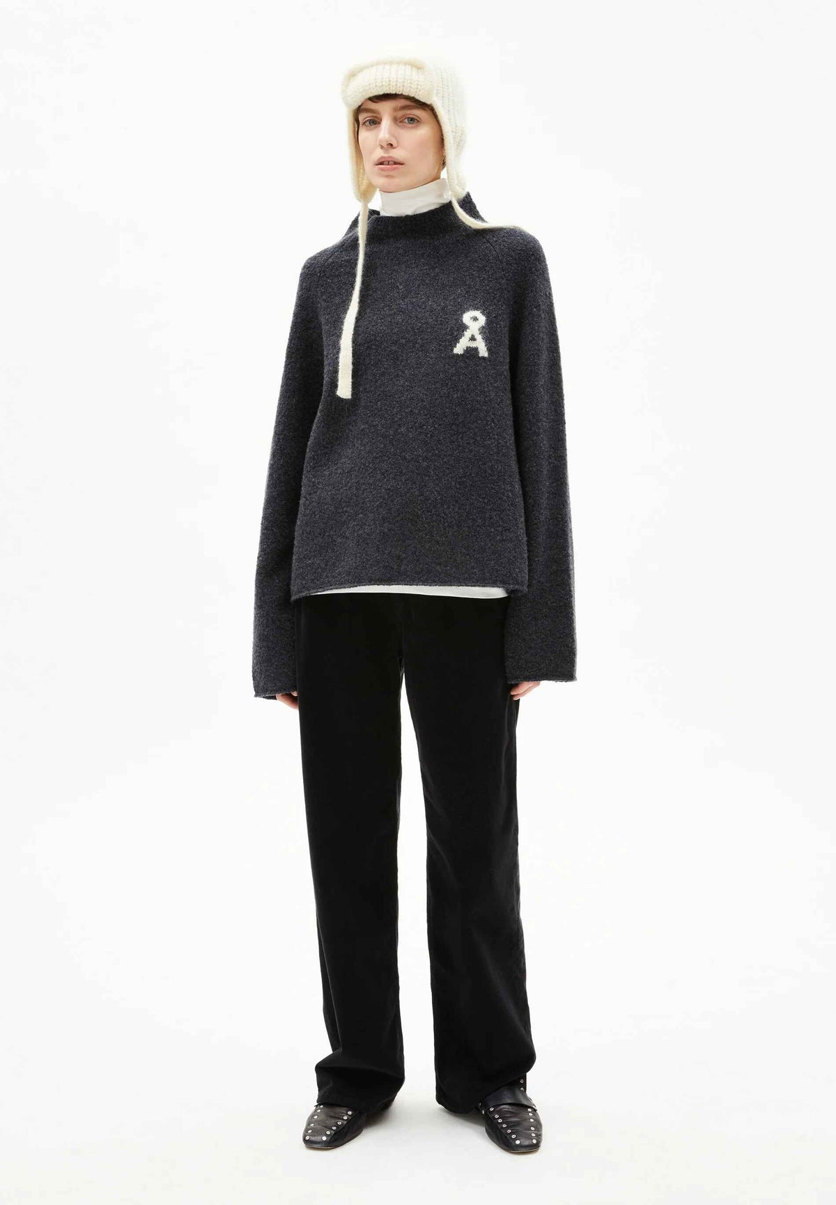 ICONIC Å BOUCLÉ-STRICKPULLOVER