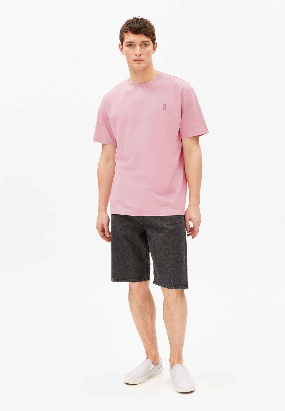 ICONIC Å MAARKOS GD T-SHIRT