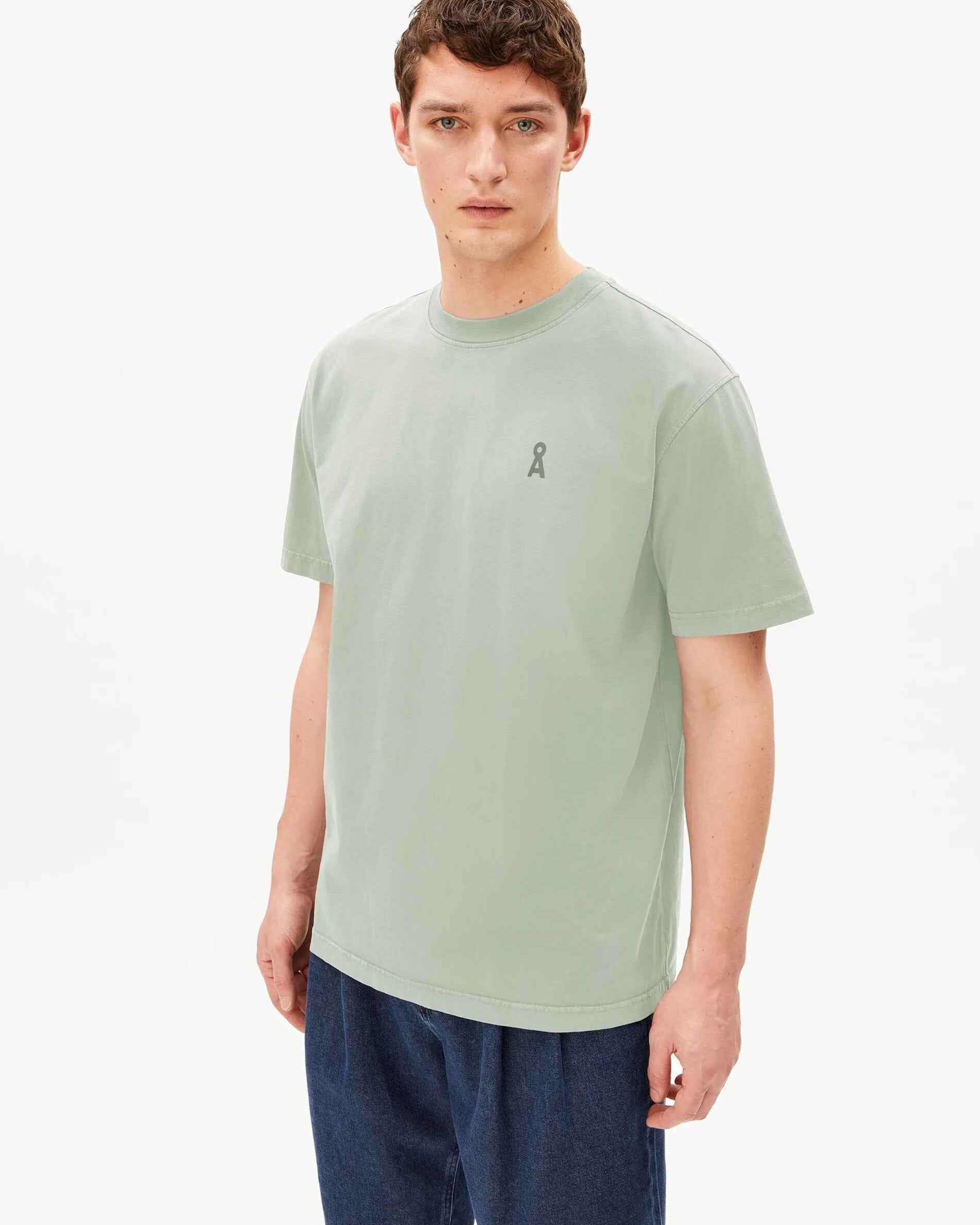 ICONIC Å MAARKOS GD T-SHIRT