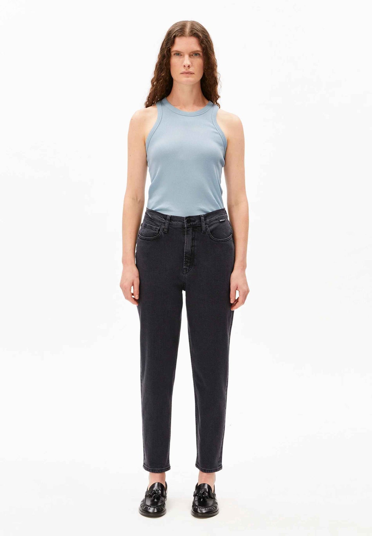 MAIRAA HIGH WAIST MOM JEANS