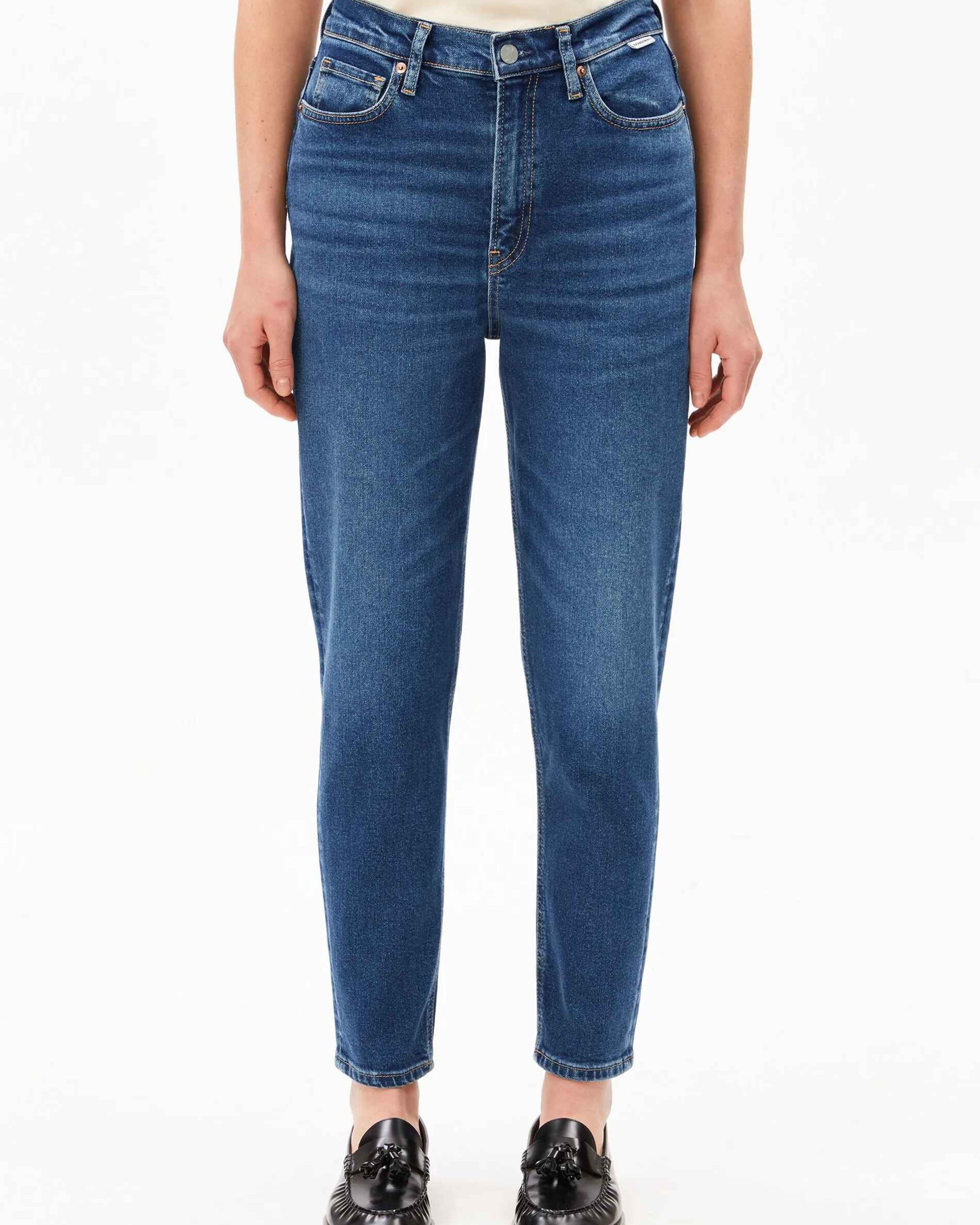 MAIRAA HIGH WAIST MOM JEANS