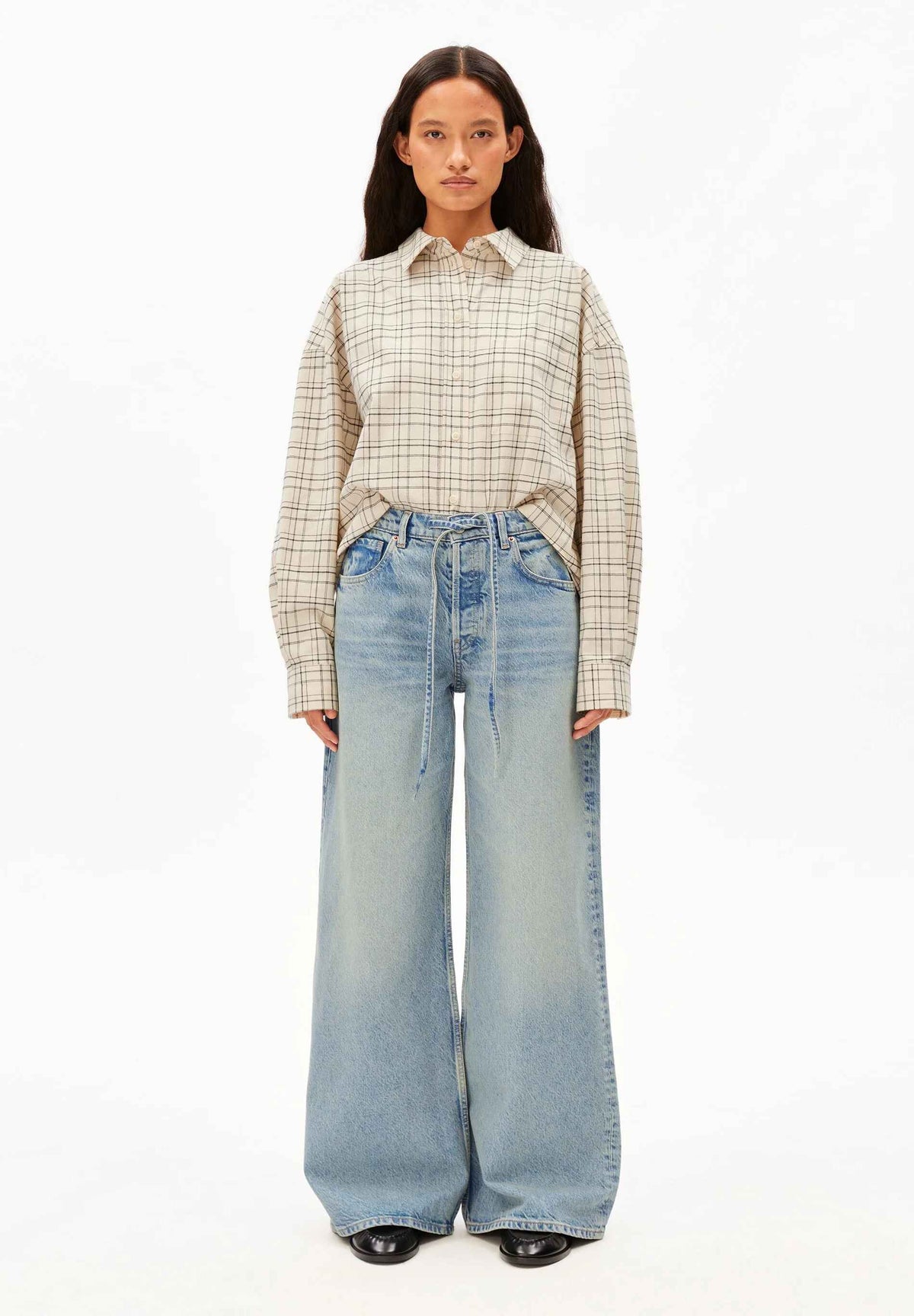 ASTRAEAAS MID WAIST WIDE JEANS