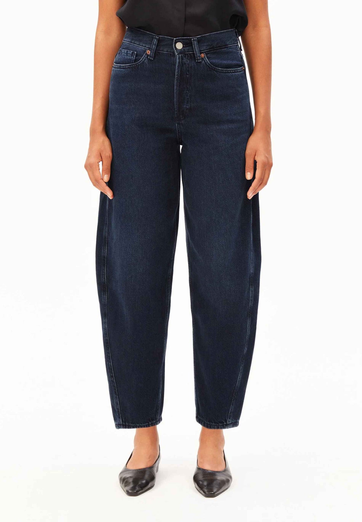 BAARLY HIGH WAIST BARREL JEANS