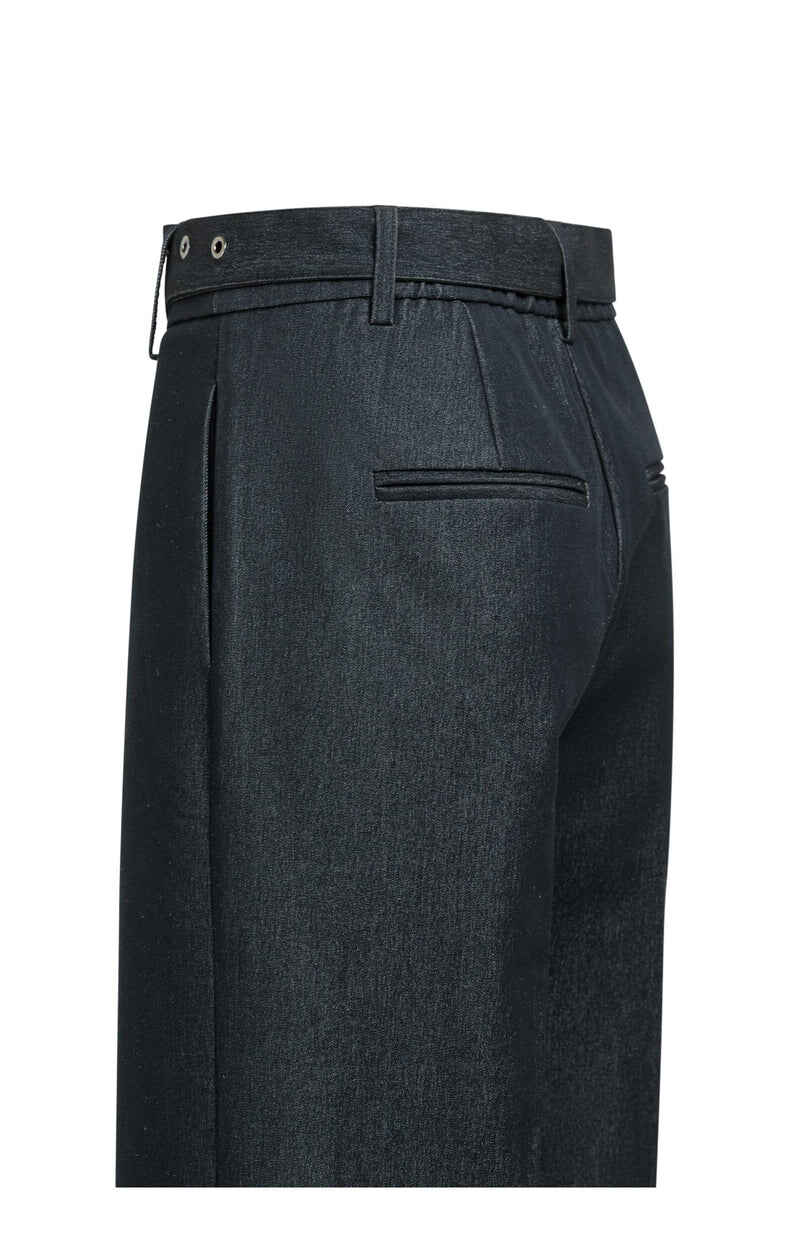 Hose mit Gürtel