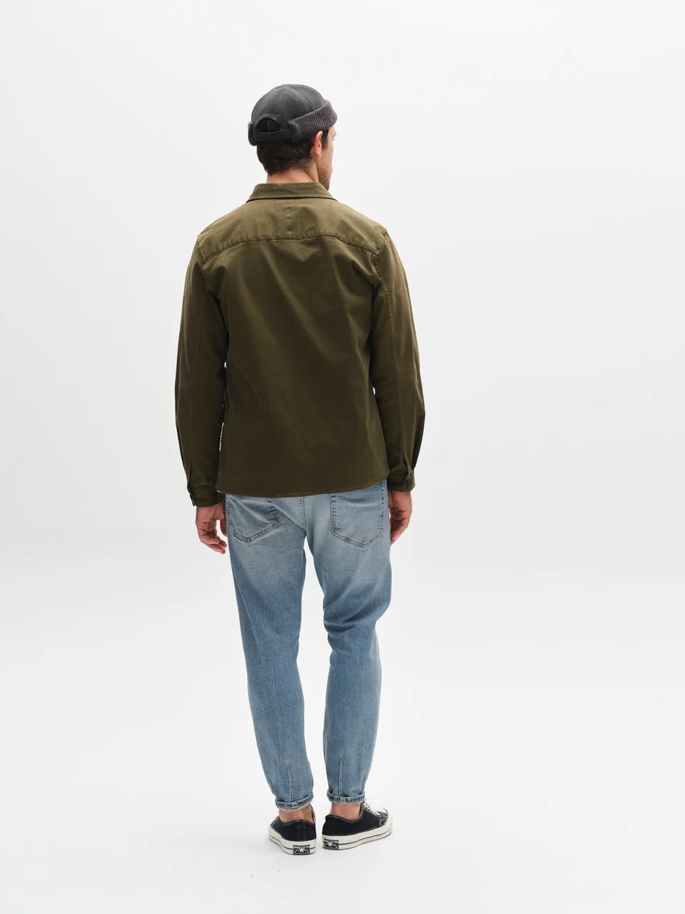 Alex Cros Cropped