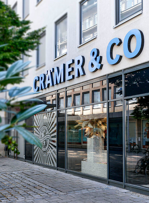 Crämer & Co Denim Store - Jeans & Kleidung online kaufen